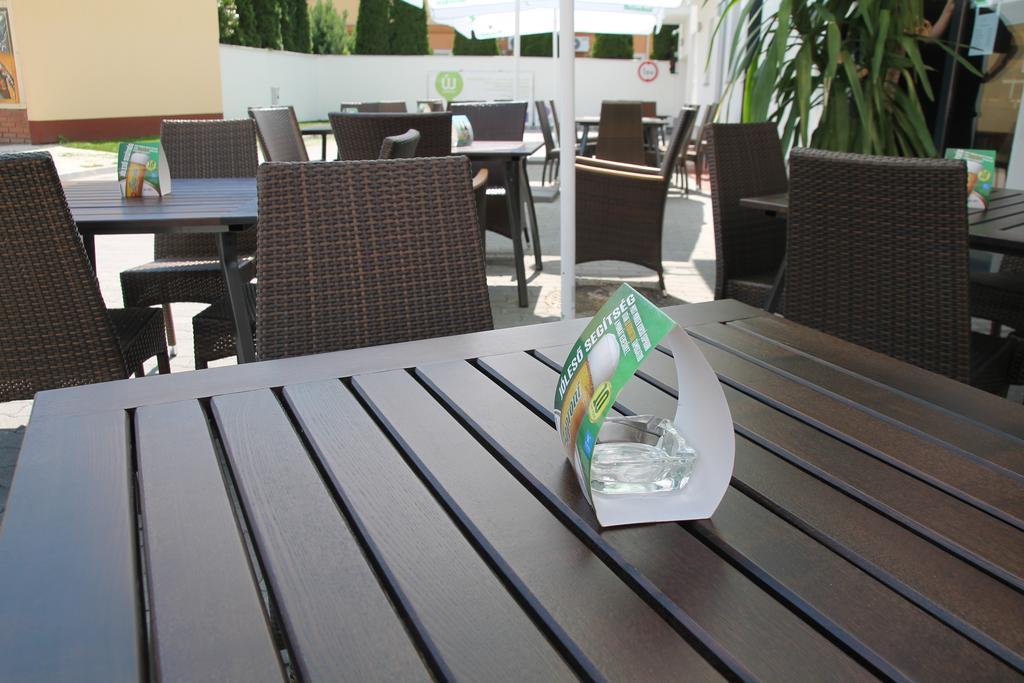 Plage Apartman Hajdúszoboszló Buitenkant foto