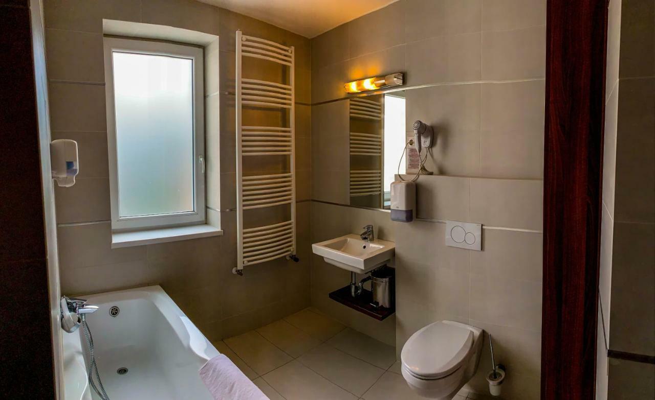 Plage Apartman Hajdúszoboszló Buitenkant foto